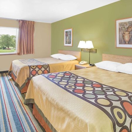 Hotel Super 8 By Wyndham East Moline Esterno foto