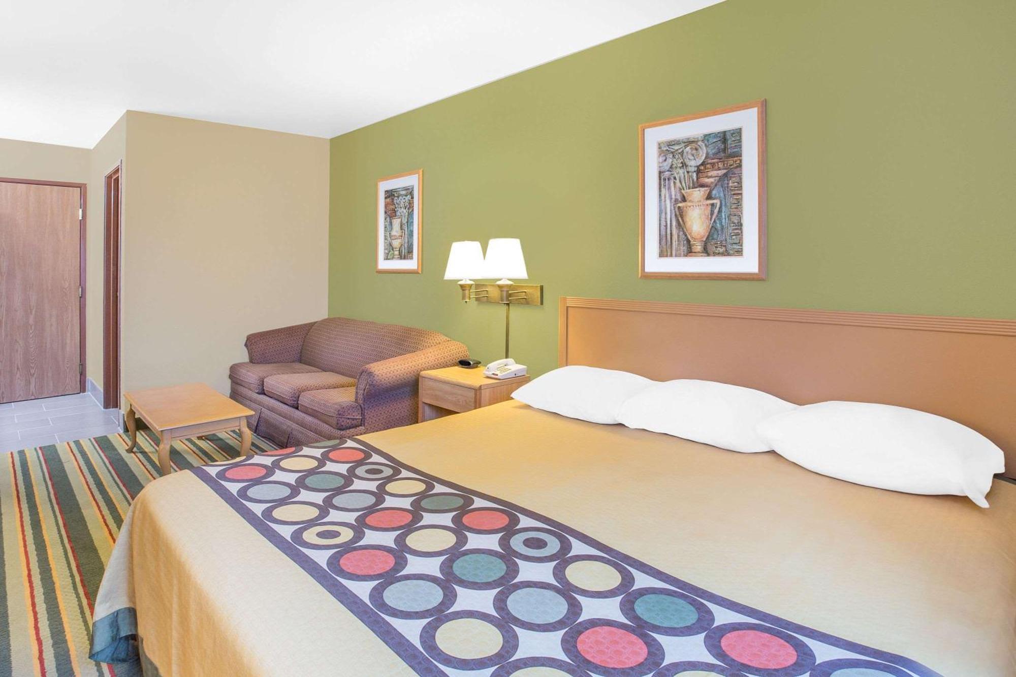 Hotel Super 8 By Wyndham East Moline Esterno foto